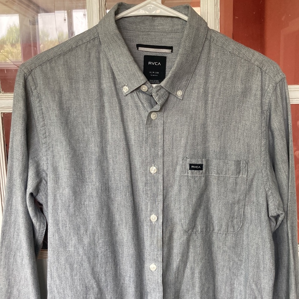 Blue/grey RVCA button down. size small - Picture 2 of 3